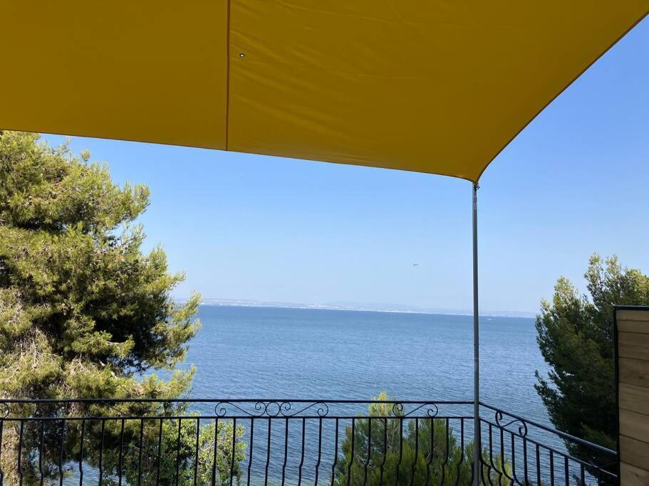 Appartement T4 Terrasse Et Vue Istres Dış mekan fotoğraf